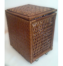 Плетёная банкетка «Куб»