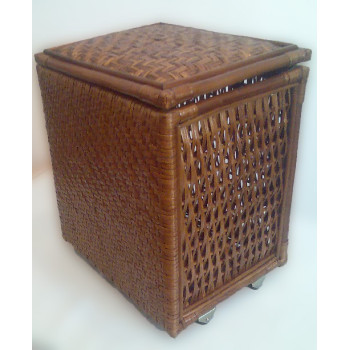 Плетёная банкетка «Куб»