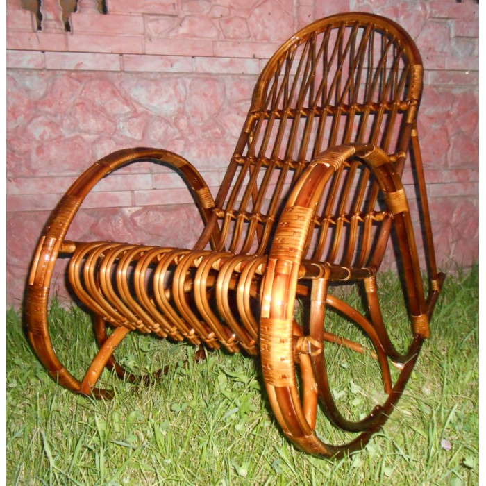 Крісло-гойдалка «Схід» – плетені меблі з лози