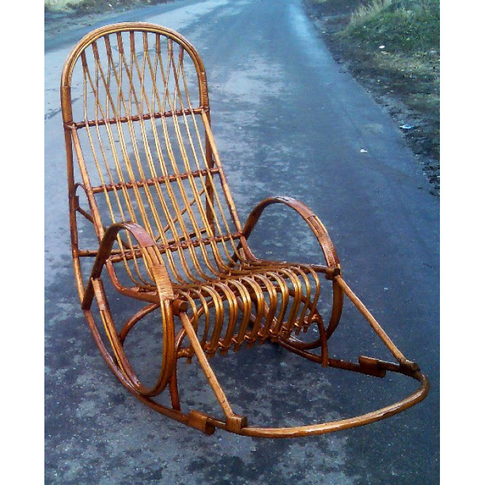 Крісло-гойдалка «Захід» – стиль та комфорт з лози