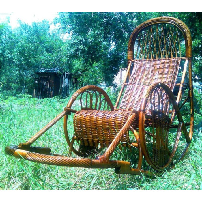 Крісло-гойдалка «Захід-4» – стиль та комфорт з лози