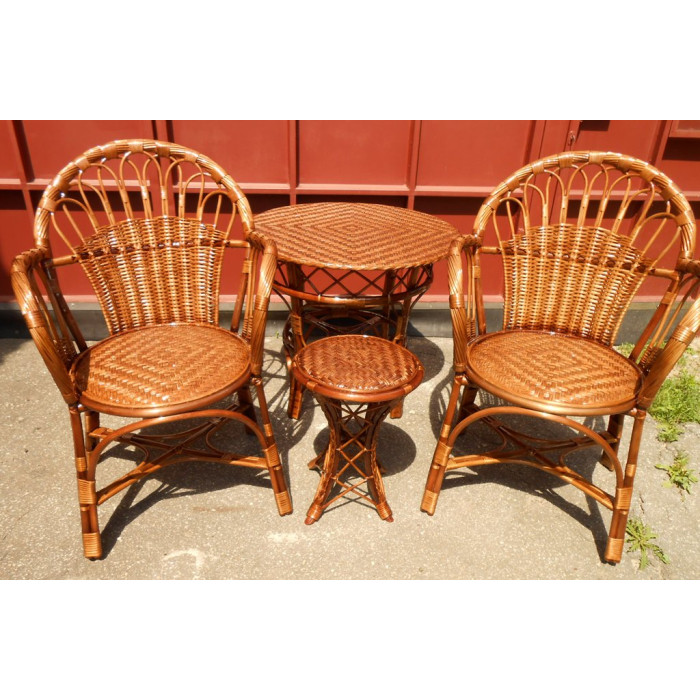 Комплект плетених меблів «Комаровський» – стиль та затишок з лози